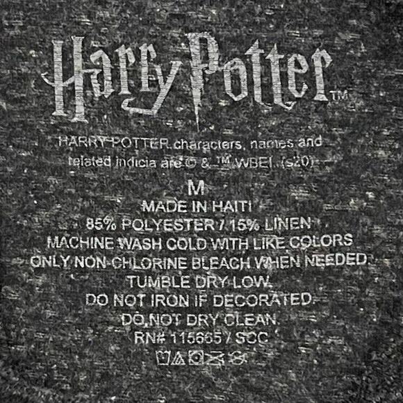 Harry Potter Hogwarts T Shirt Medium Heather Grey Graphic Short Sleeve Tee - Picture 2 of 8